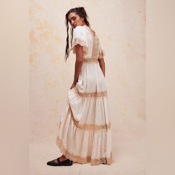 Spell Free People Ocean Gown Maxi White Cream Dress Size XS - Picture 3 of 17